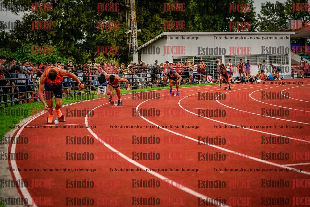 Fotos de los 400 m llanos de varones