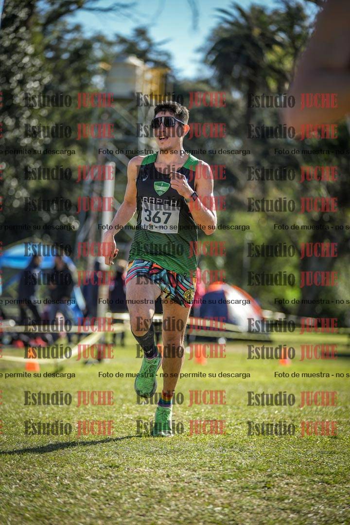 Fotos de la llegada del cross de 8000 m