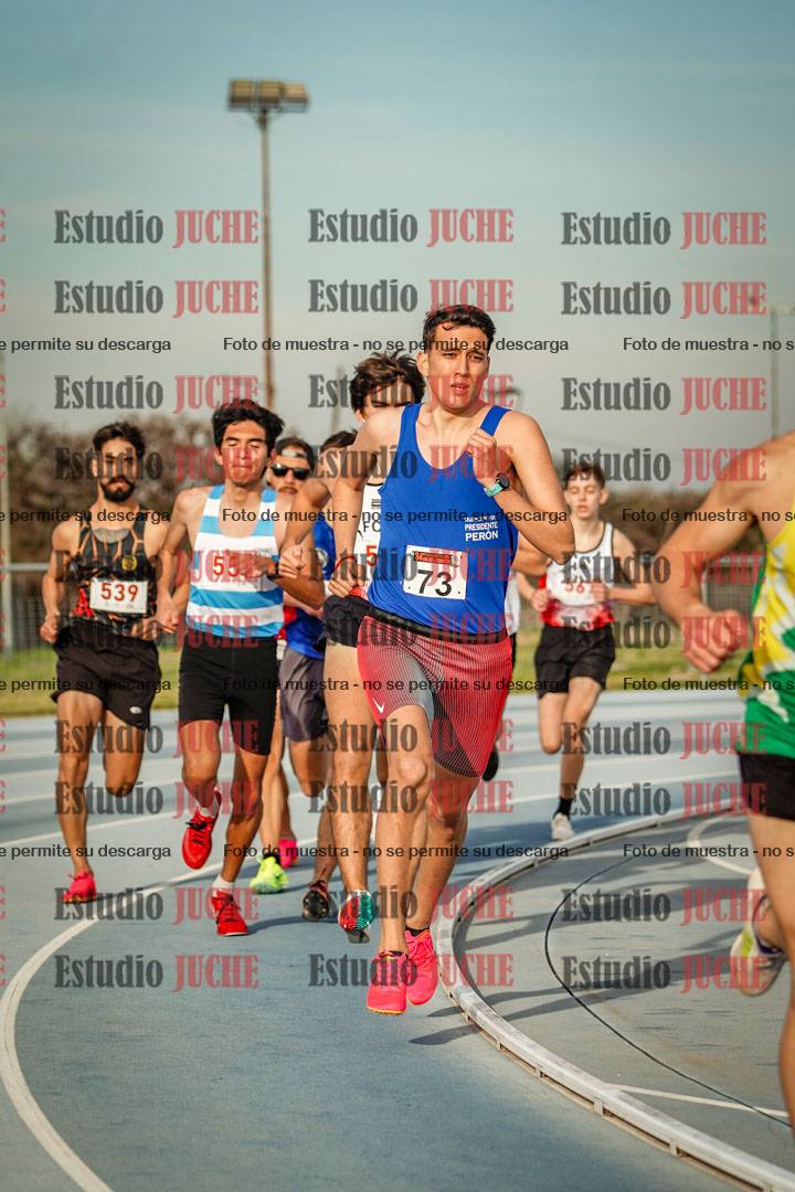 Fotos de los 1500 m llanos de varones