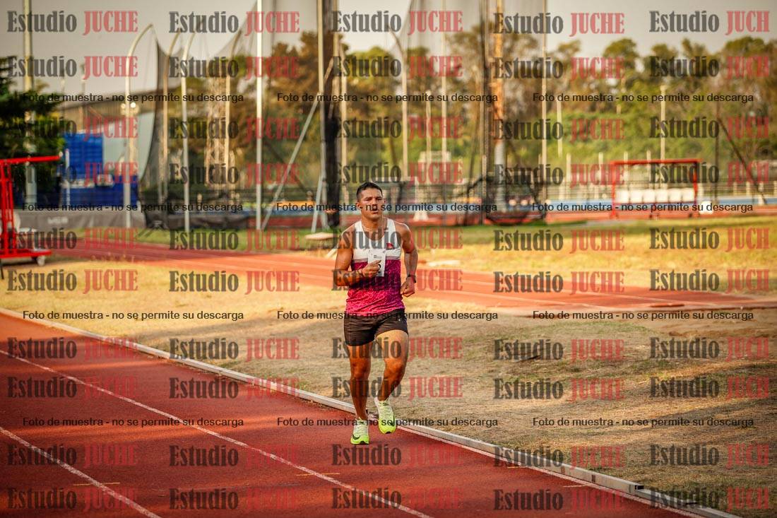 Fotos de los 5000 m llanos de mujeres y varones