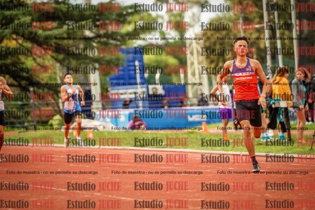 Fotos de los 400 m llanos de varones
