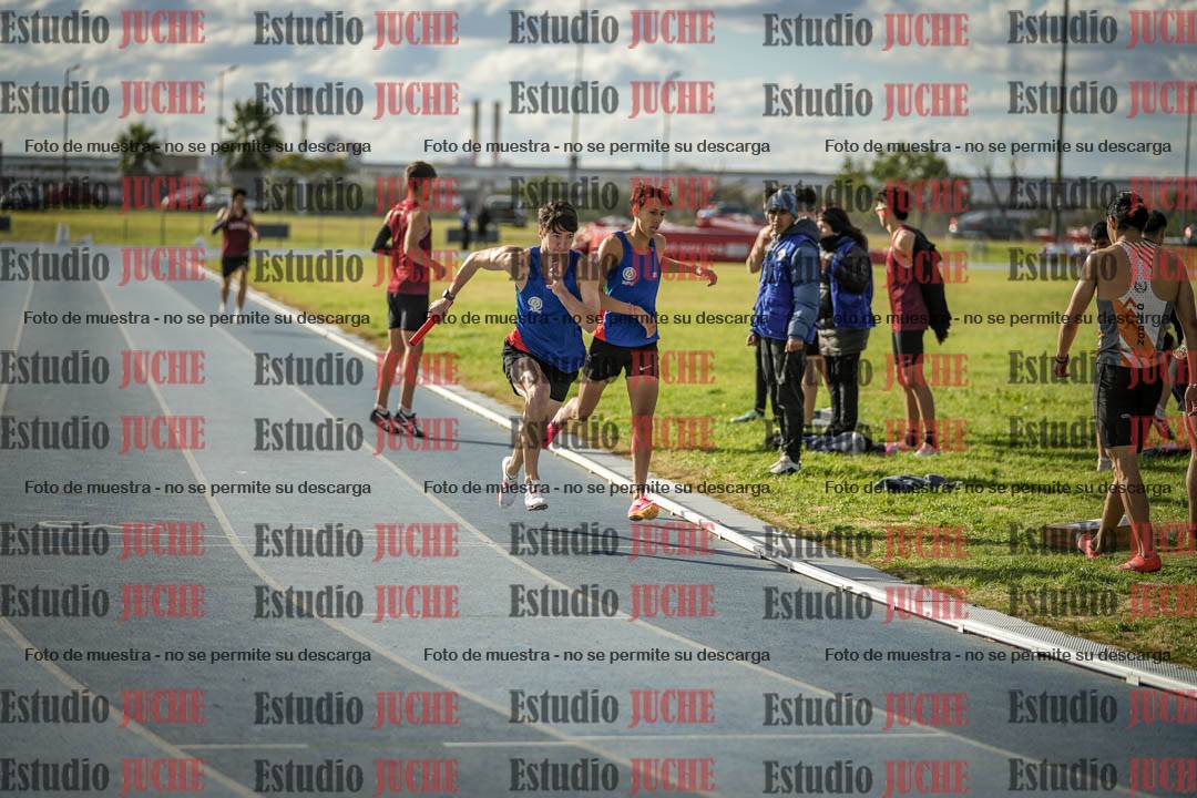 Fotos de las postas 4x400 m llanos de varones