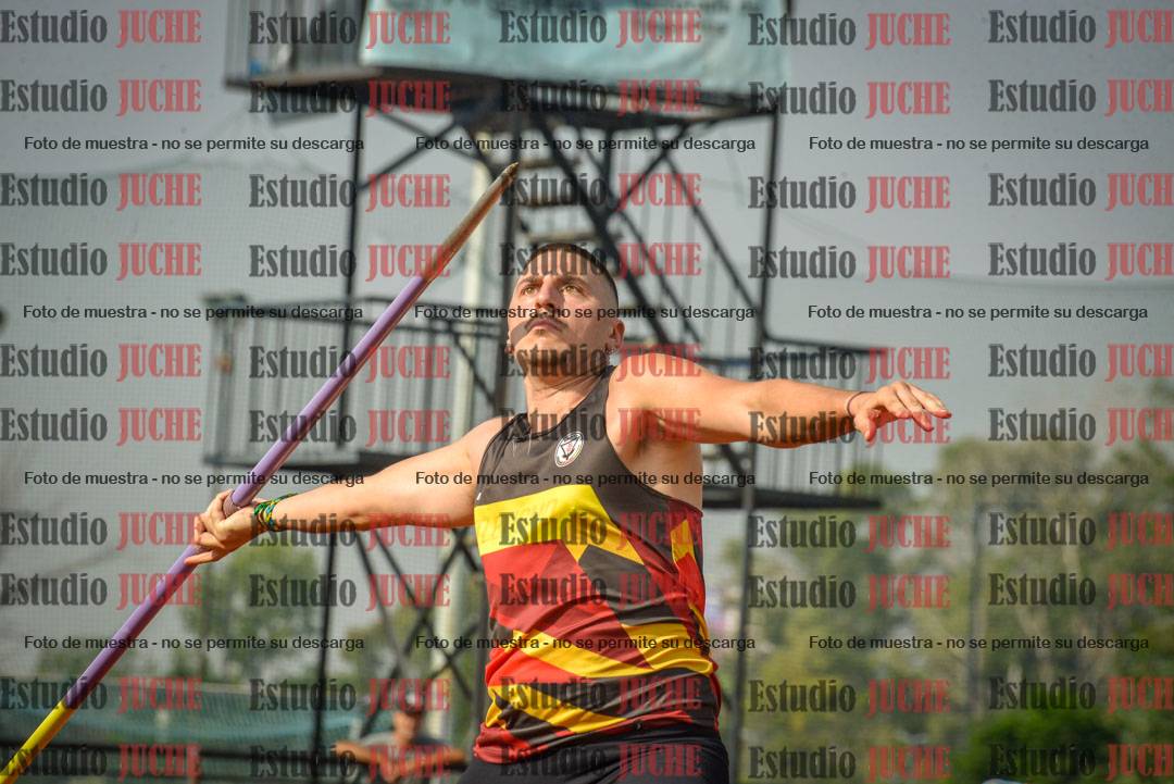 Fotos del lanzamiento de jabalina de varones