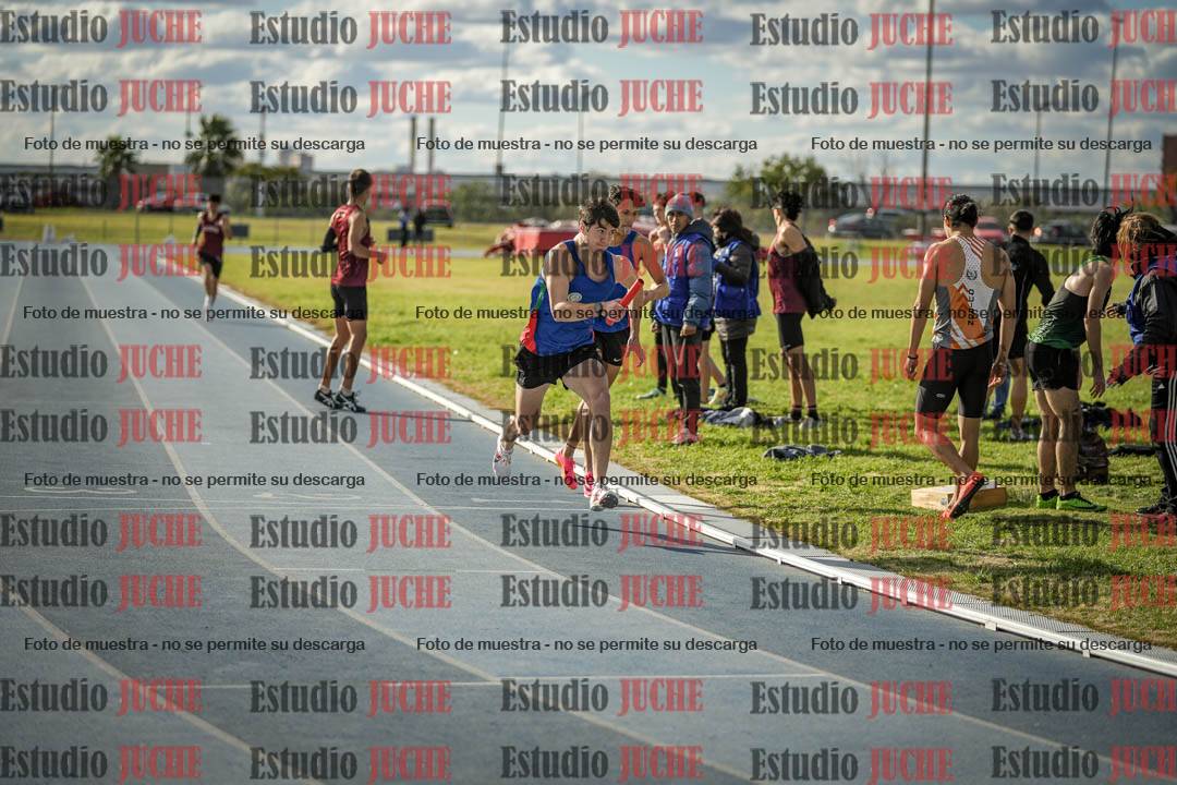 Fotos de las postas 4x400 m llanos de varones
