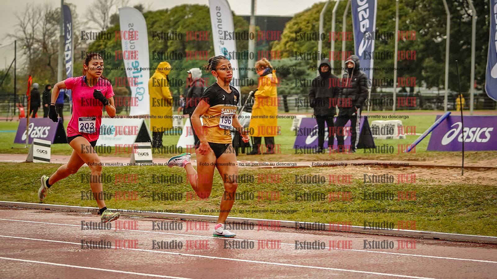 Fotos de los 1500 m llanos de mujeres