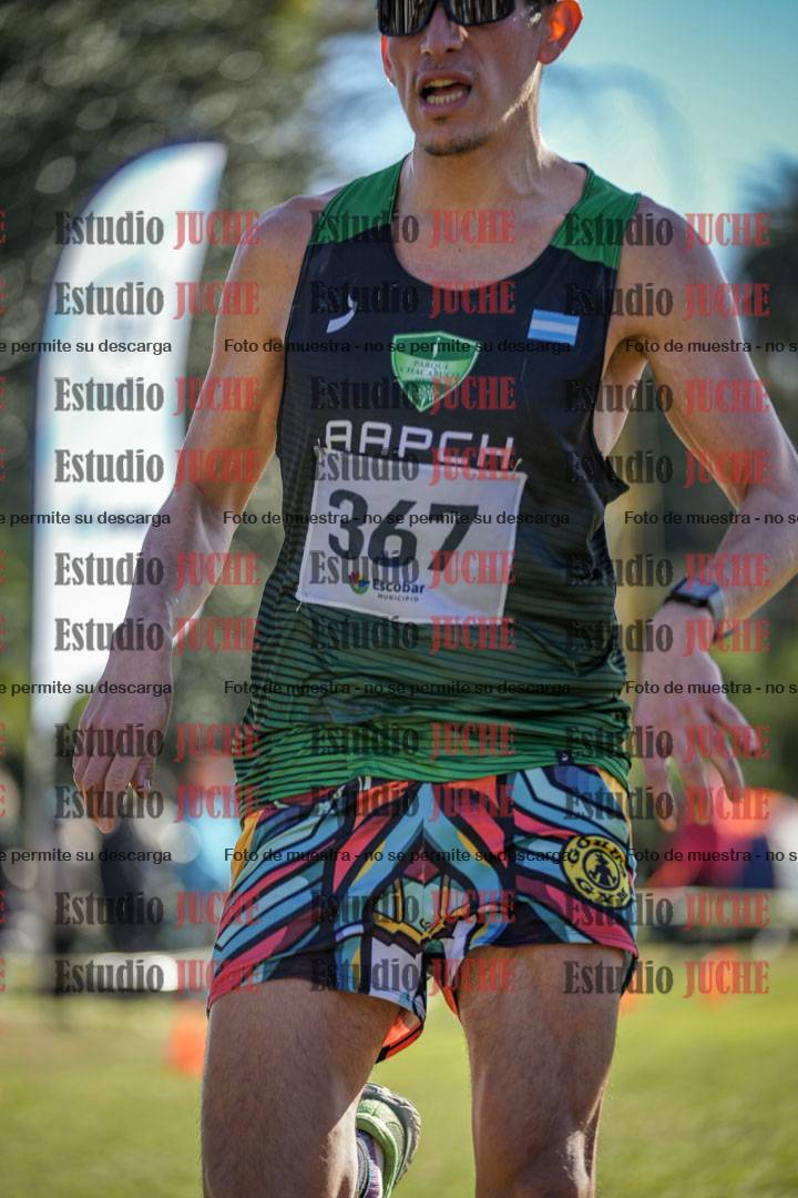 Fotos de la llegada del cross de 8000 m