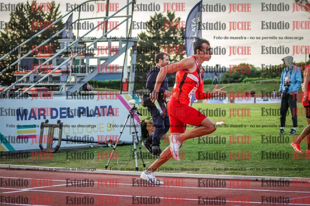 Fotos de los relevos 4x400 m de varones