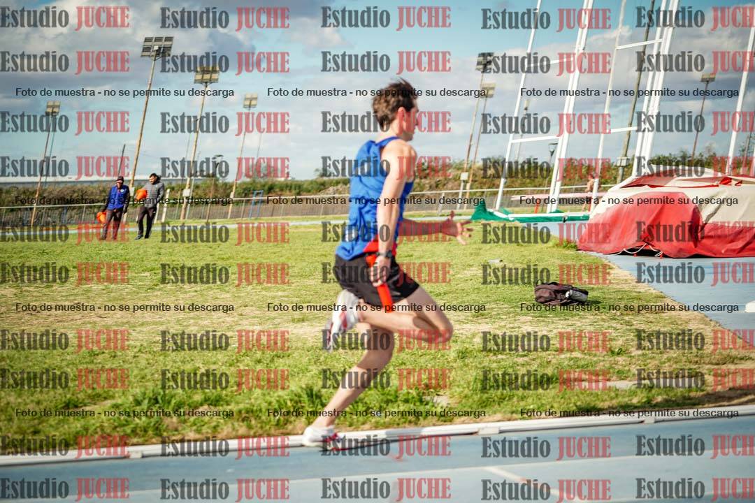 Fotos de las postas 4x400 m llanos de varones