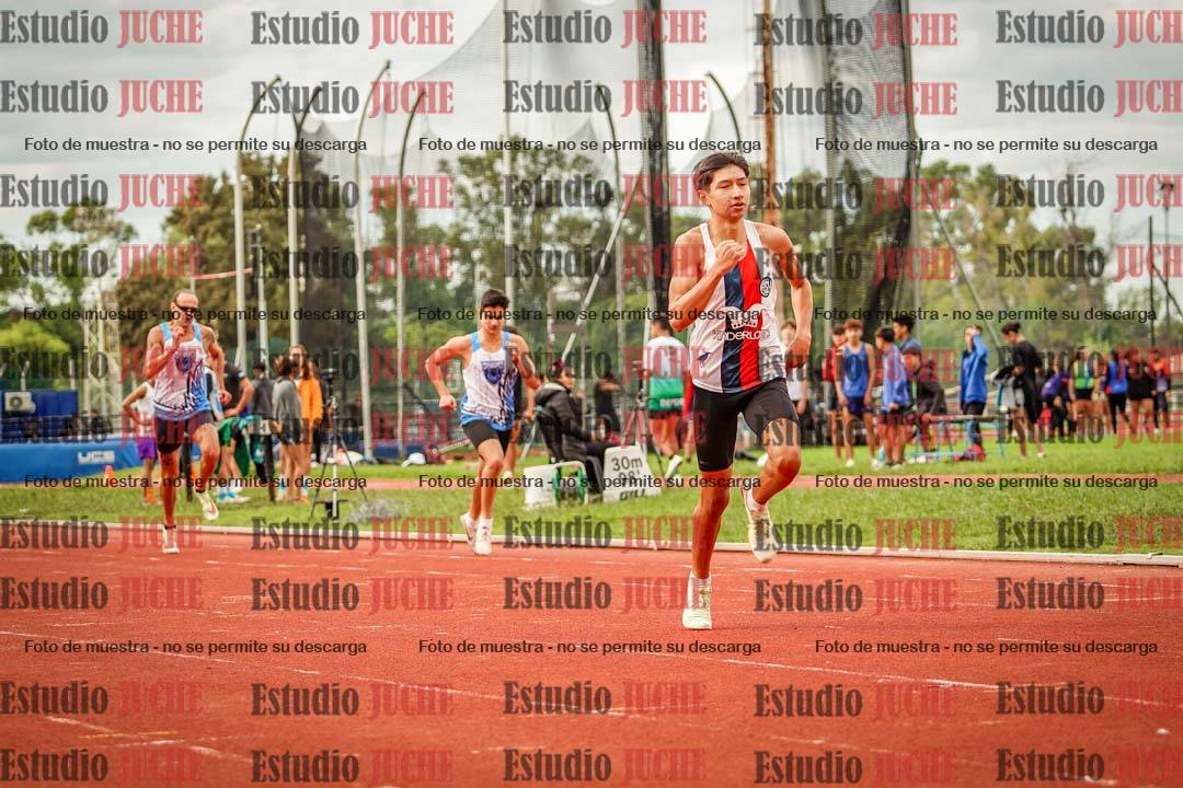 Fotos de los 400 m llanos de varones