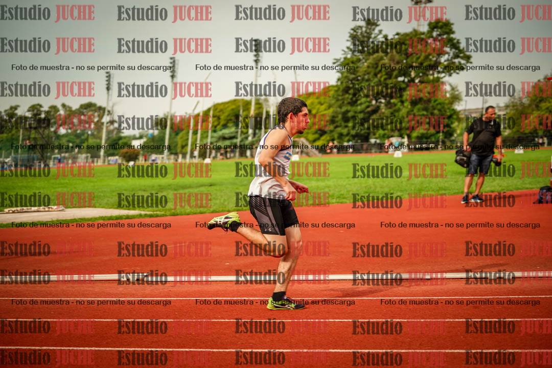 Fotos de los 400 m llanos de varones