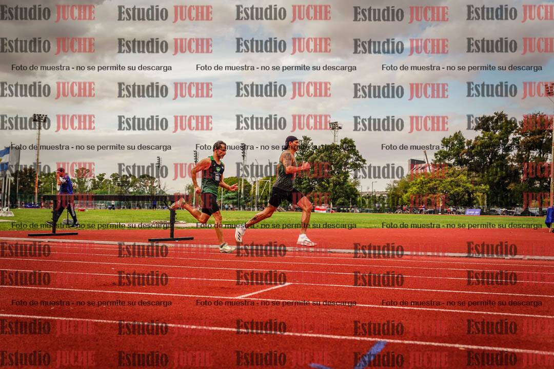 Fotos de los 800 m de varones