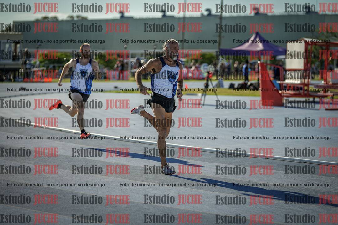 Fotos de los 400 m llanos de varones