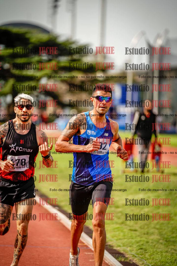 Fotos de los 3000 m llanos de varones