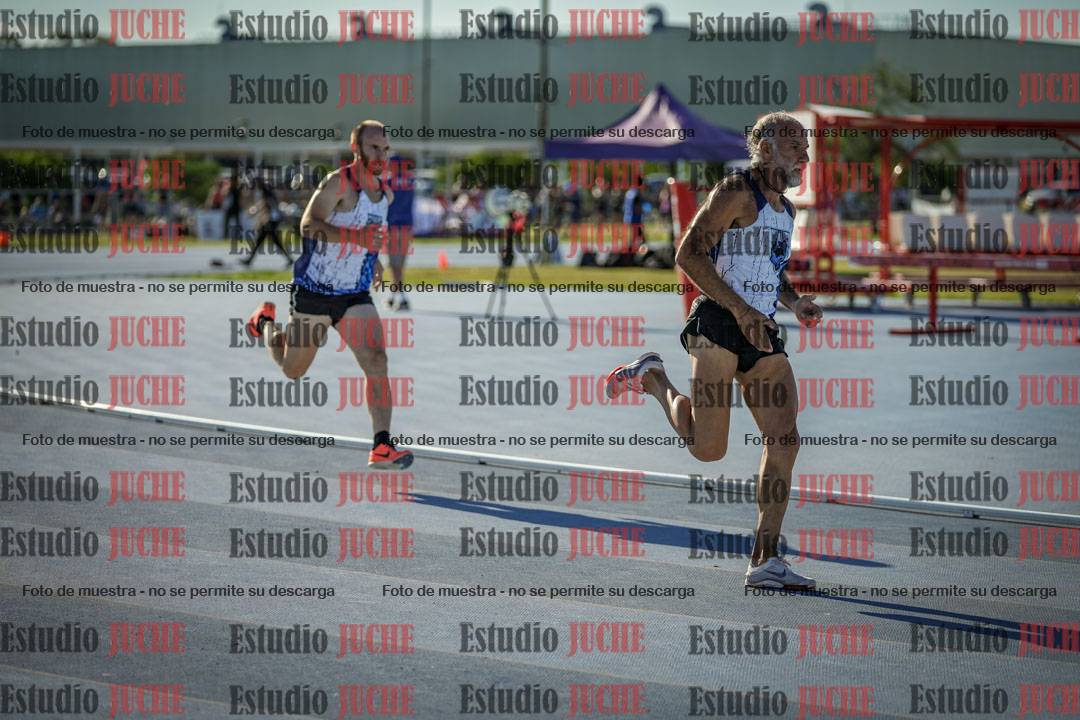 Fotos de los 400 m llanos de varones