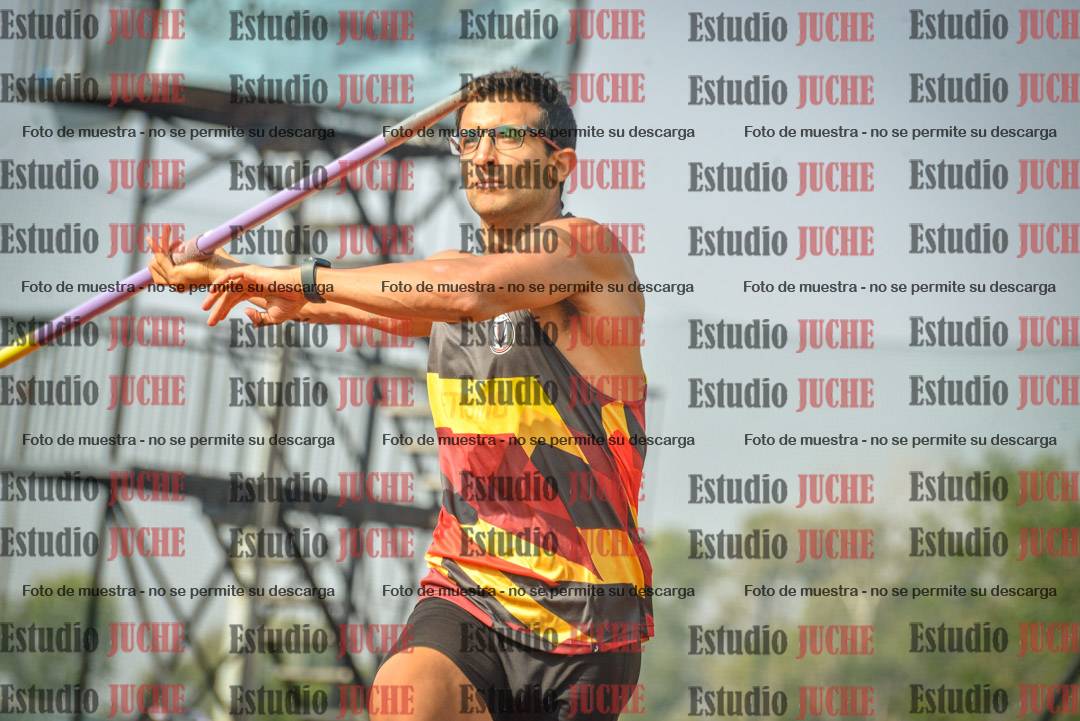 Fotos del lanzamiento de jabalina de varones