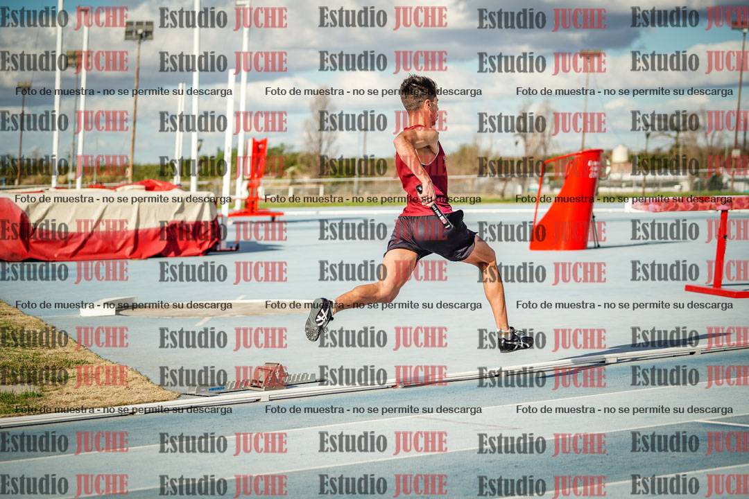 Fotos de las postas 4x400 m llanos de varones