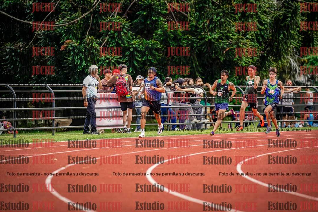 Fotos de los 800 m de varones