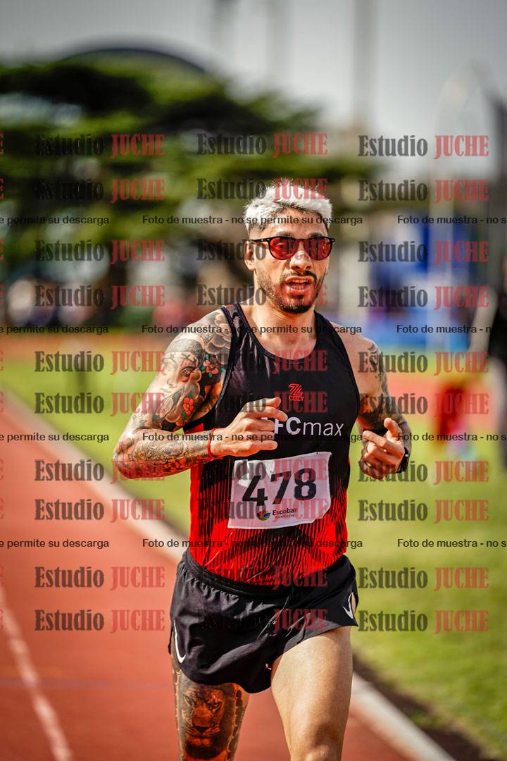 Fotos de los 3000 m llanos de varones