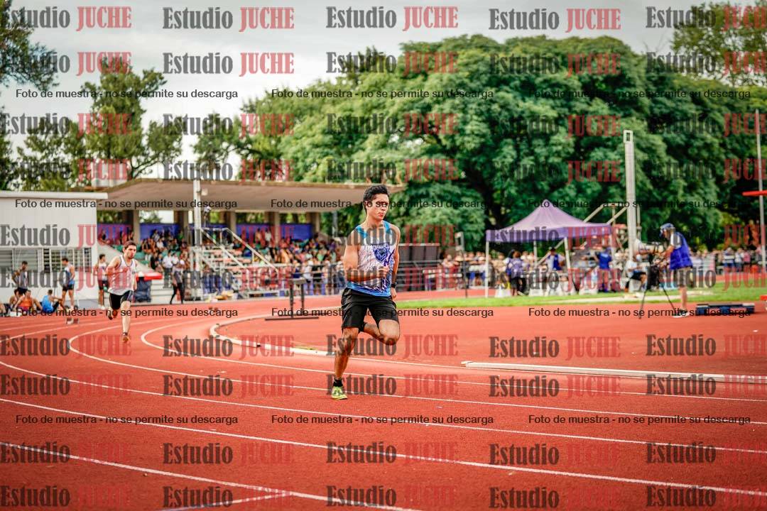 Fotos de los 400 m llanos de varones