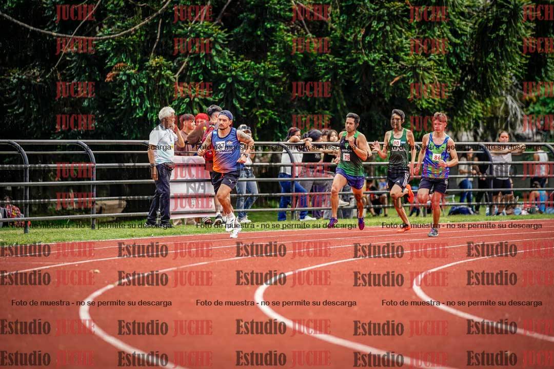 Fotos de los 800 m de varones