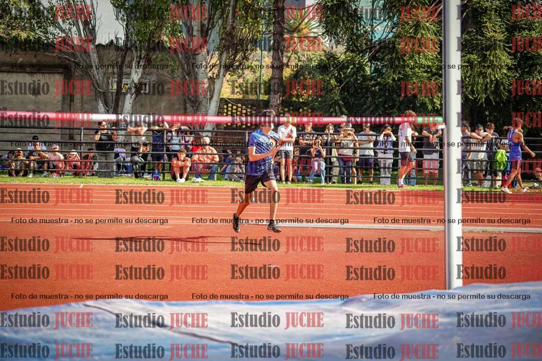 Fotos del salto en alto de varones
