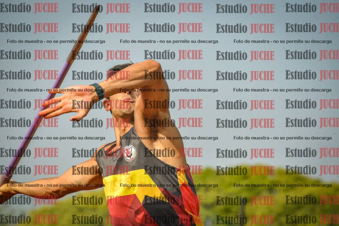 Fotos del lanzamiento de jabalina de varones
