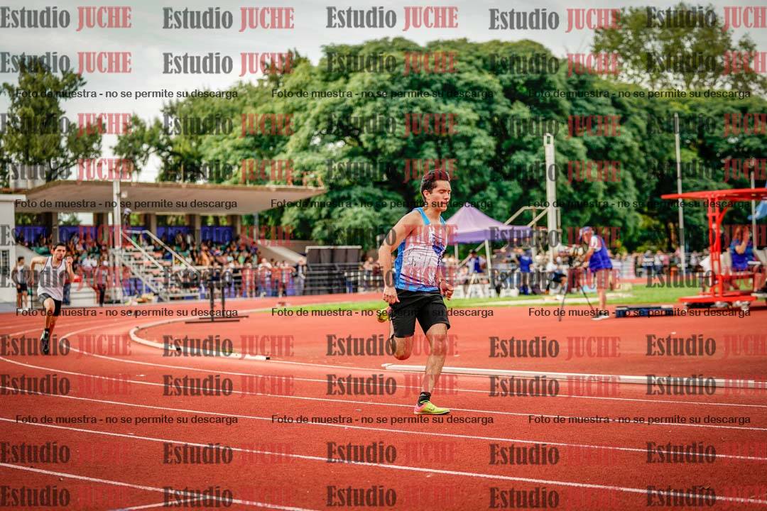 Fotos de los 400 m llanos de varones