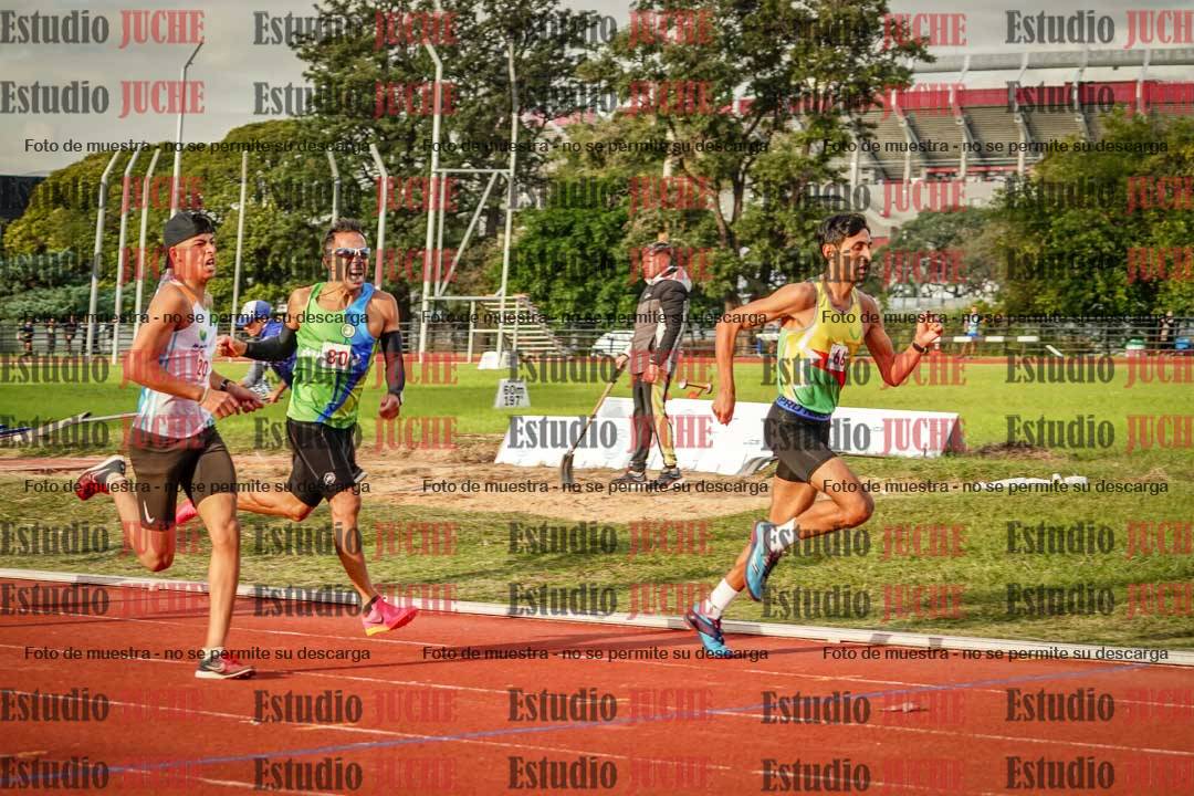 Fotos de los 1500 m llanos de varones