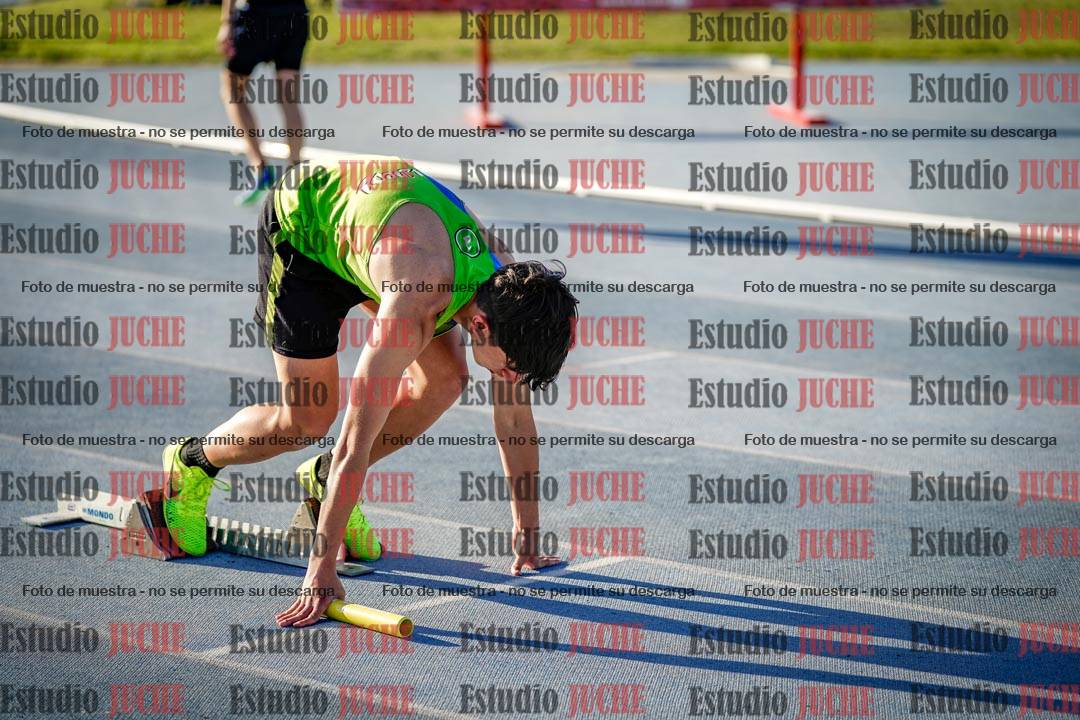 Fotos de las postas 4x100 m llanos de varones