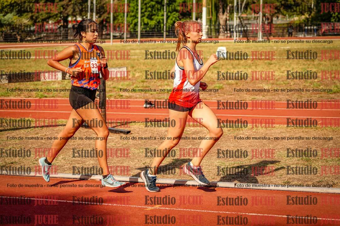 Fotos de los 3000 m llanos de mujeres - U20