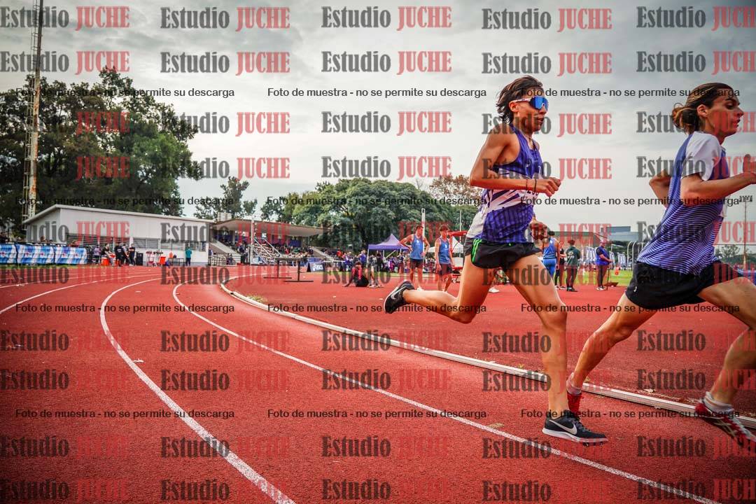 Fotos de los 1500 m llanos de varones