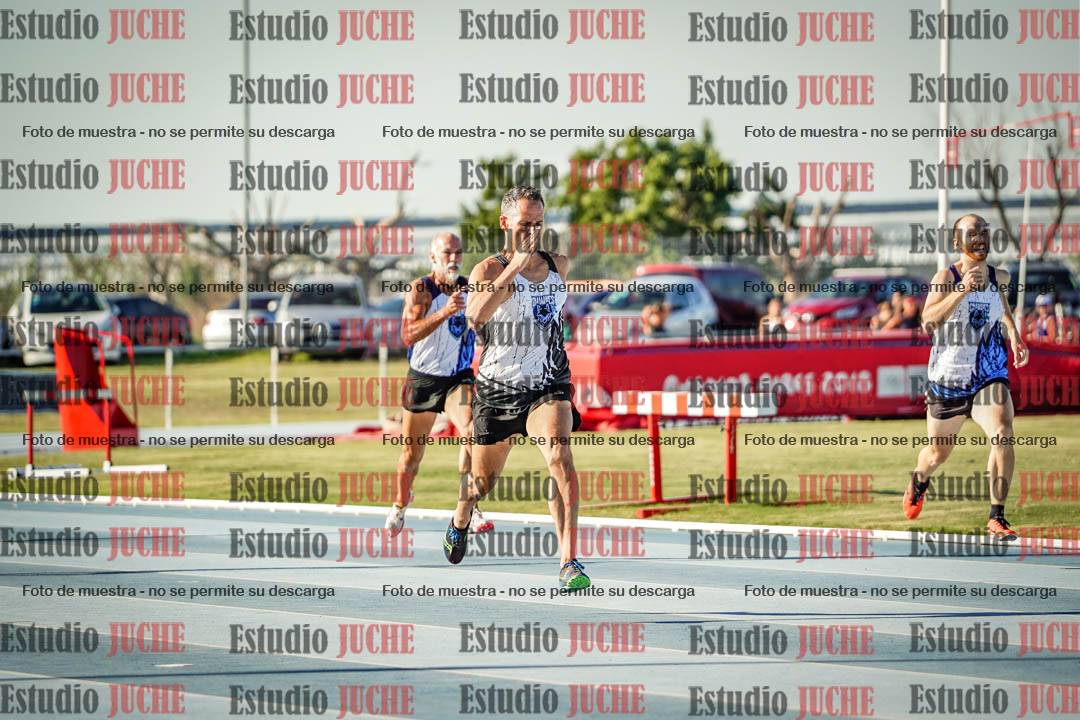 Fotos de los 400 m llanos de varones