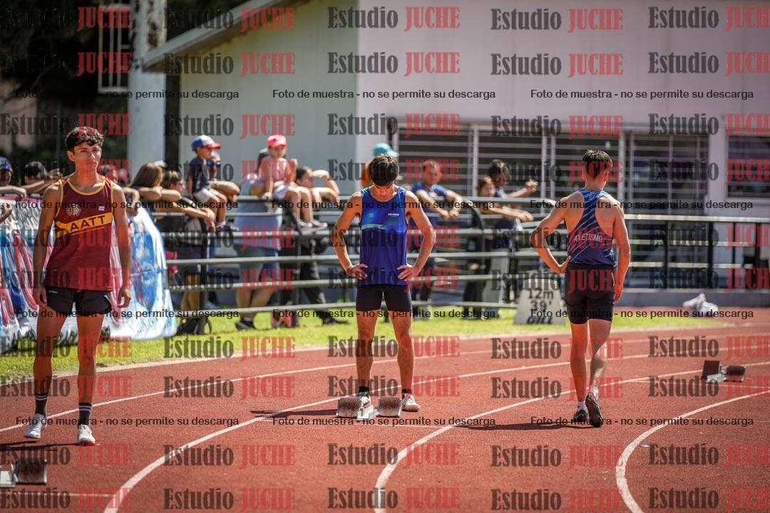 Fotos de los 400 m con vallas de varones