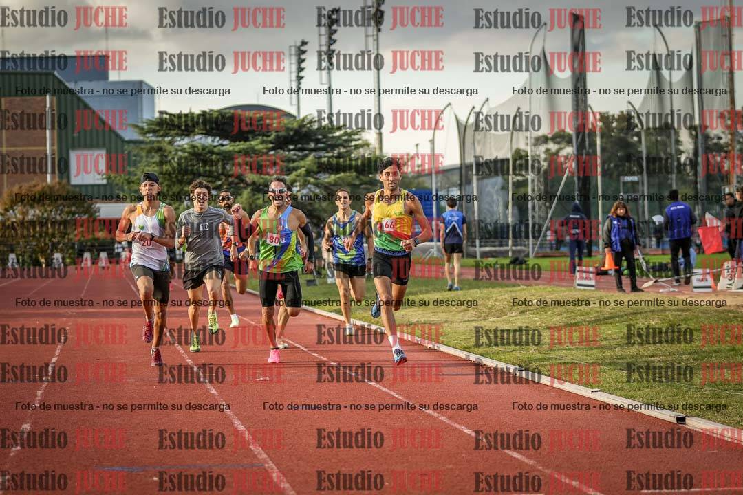 Fotos de los 1500 m llanos de varones