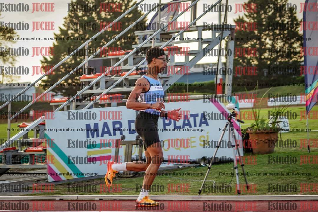 Fotos de los relevos 4x400 m de varones