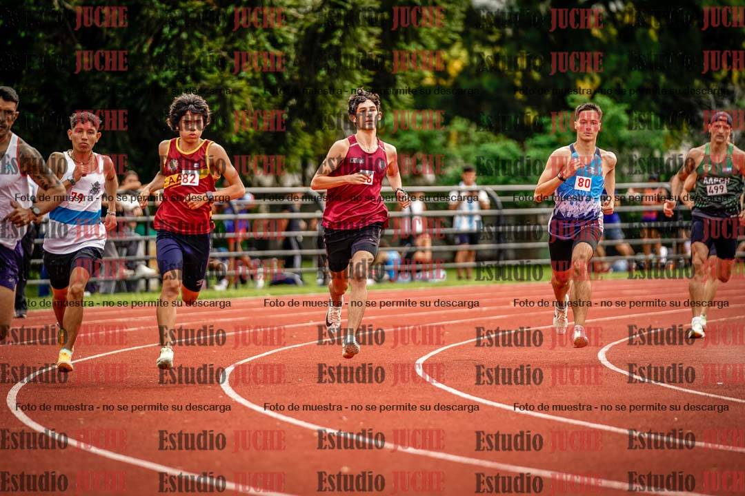 Fotos de los 800 m de varones