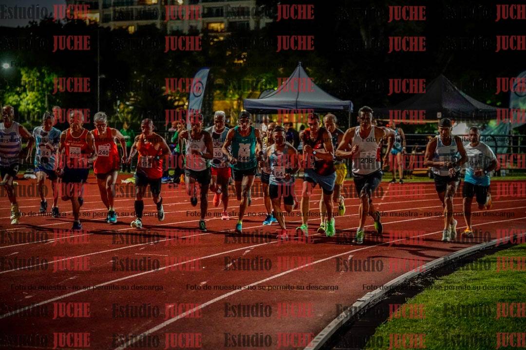 Fotos de los 1500 m llanos de varones
