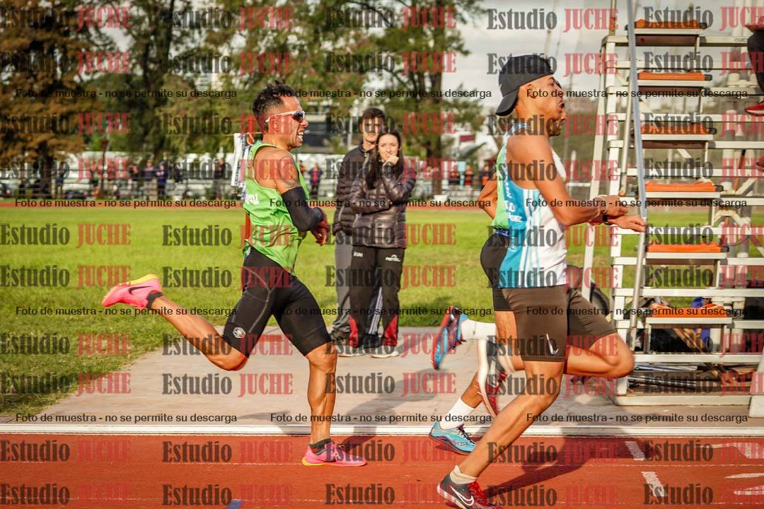 Fotos de los 1500 m llanos de varones