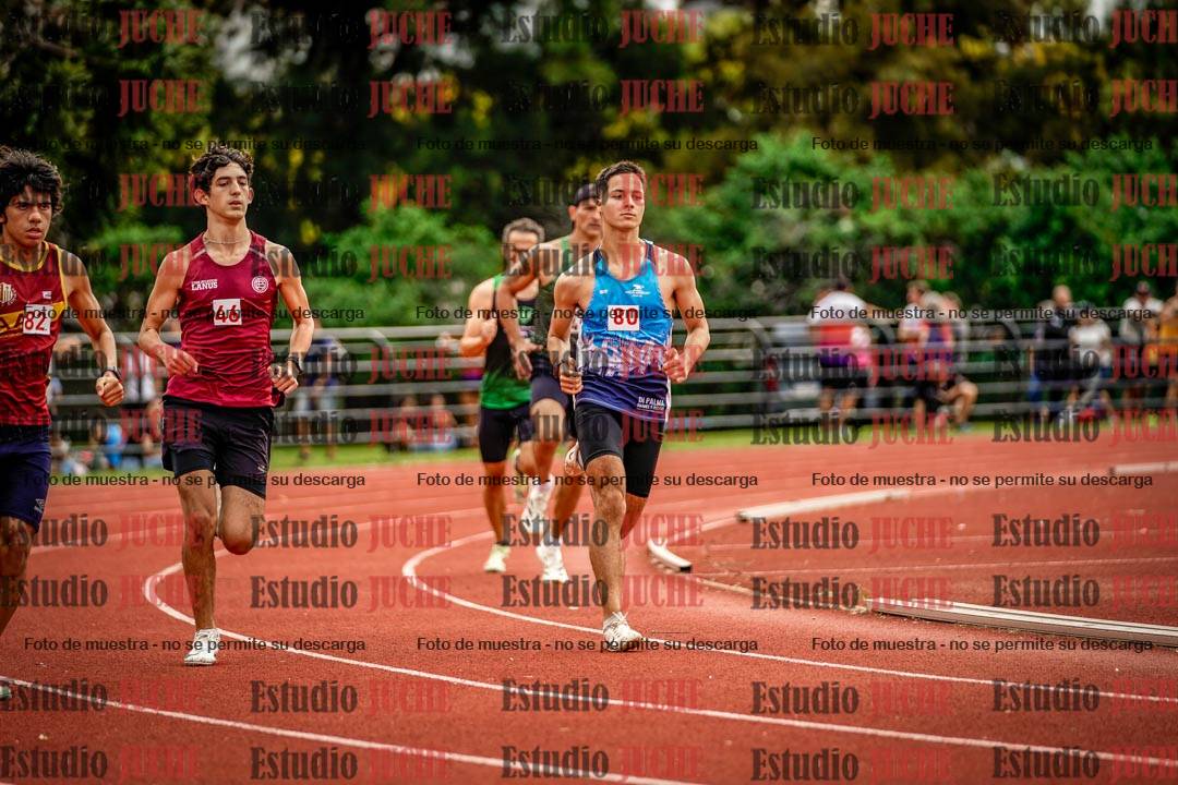 Fotos de los 800 m de varones