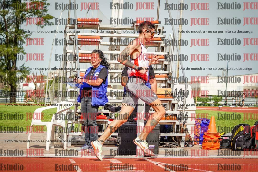 Fotos de los 3000 m llanos de varones