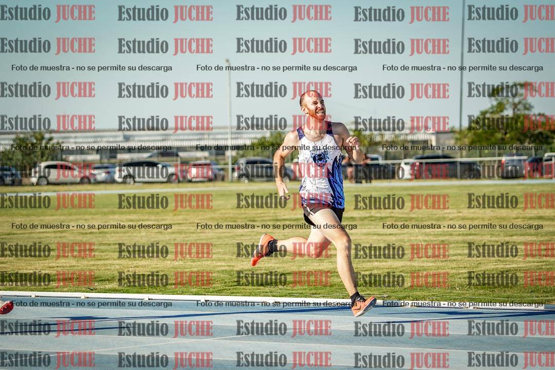 Fotos de los 400 m llanos de varones