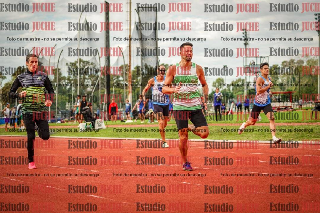 Fotos de los 400 m llanos de varones