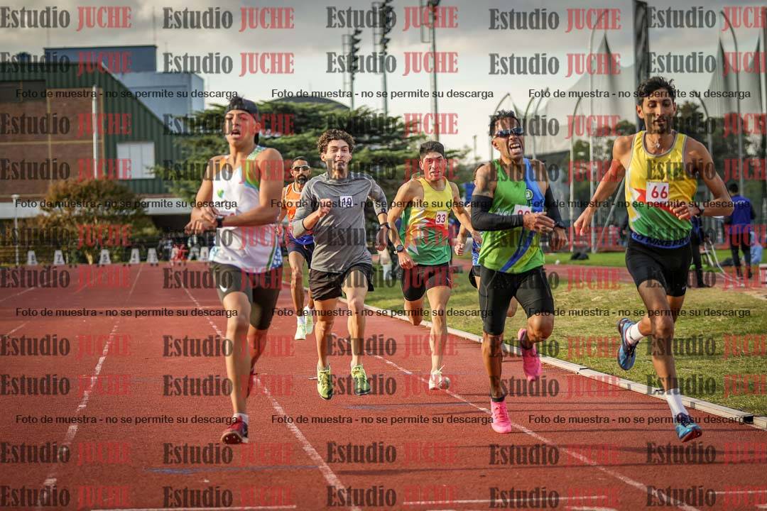 Fotos de los 1500 m llanos de varones