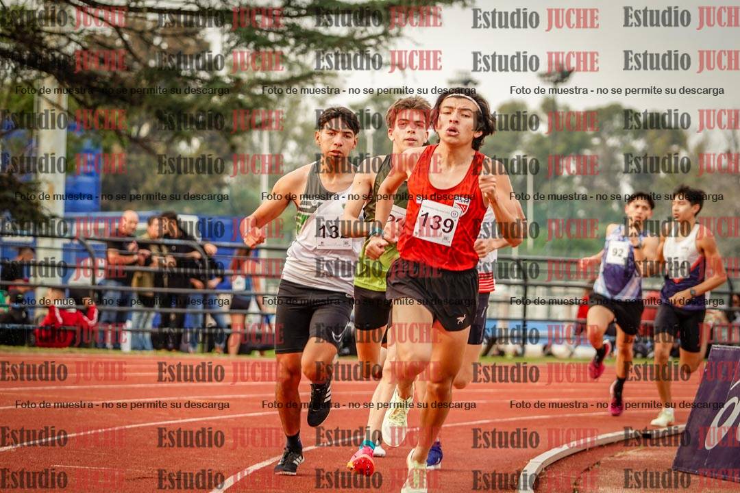 Fotos de los 1500 m llanos de varones
