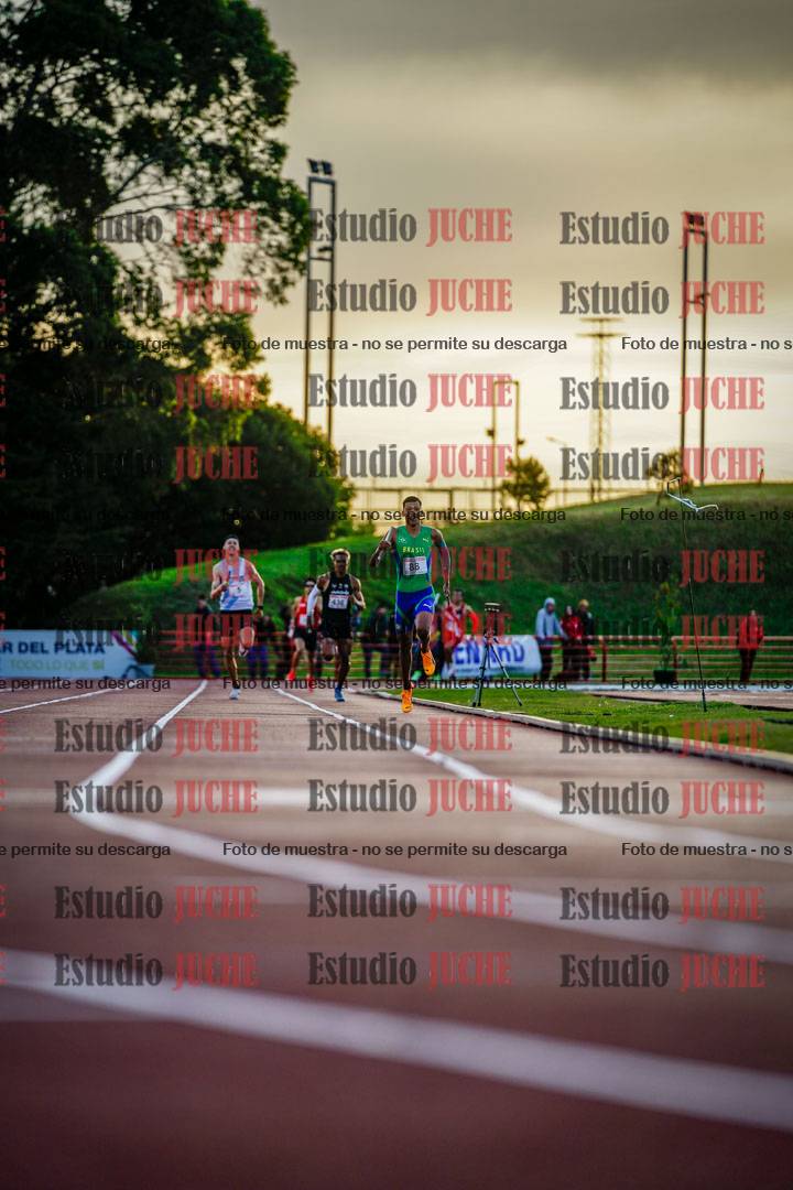 Fotos de los relevos 4x400 m de varones