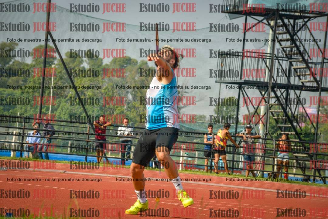 Fotos del lanzamiento de jabalina de varones