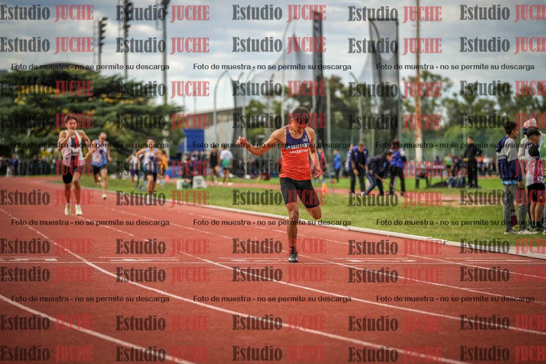 Fotos de los 400 m llanos de varones
