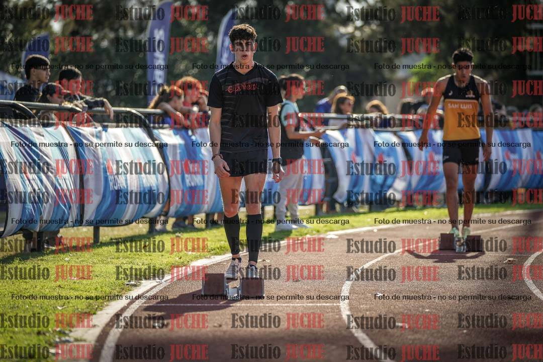 Fotos de los 400 m con vallas de varones