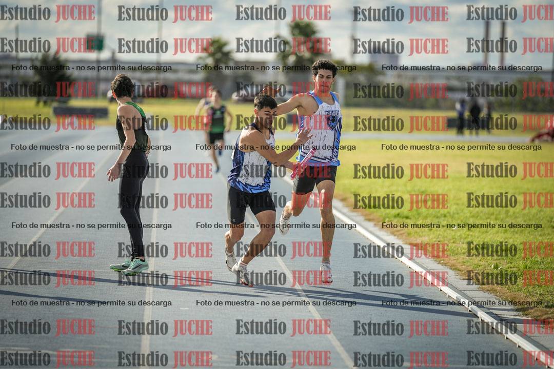 Fotos de las postas 4x400 m llanos de varones