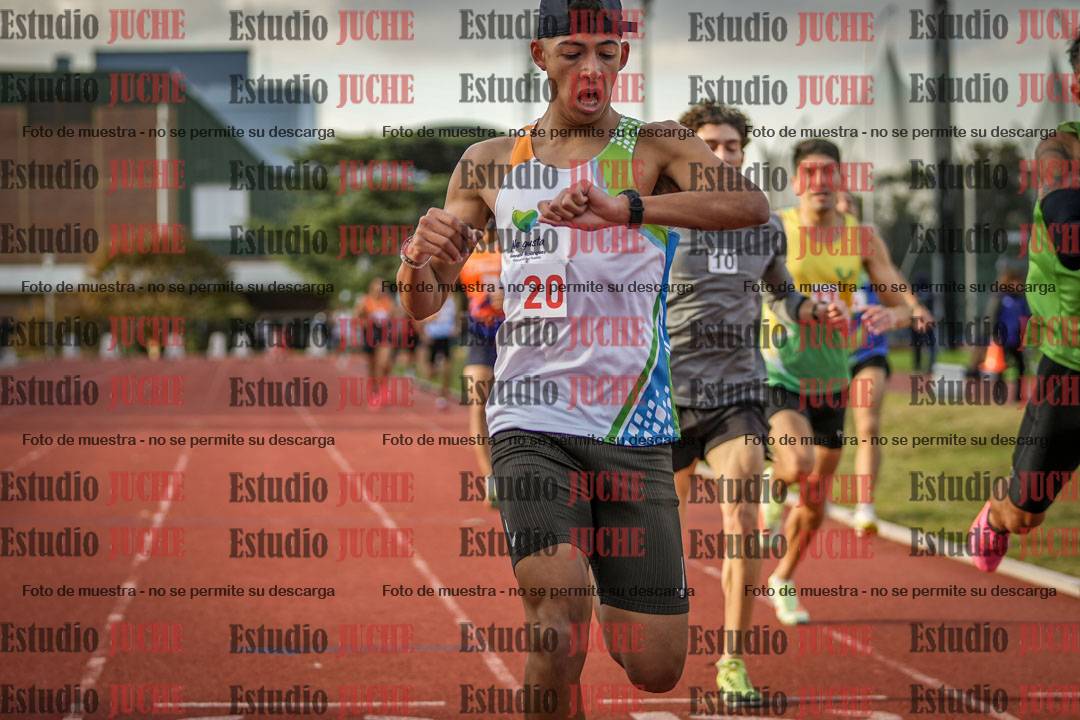 Fotos de los 1500 m llanos de varones